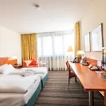 Mercure Am Messeplatz 4* אופנבורג