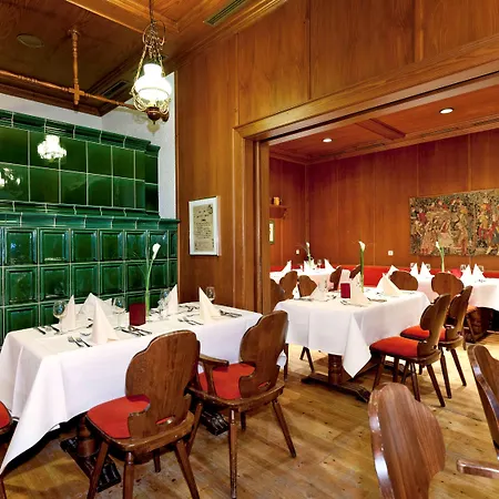 Mercure Am Messeplatz 4*