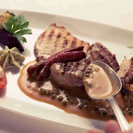 מלון Mercure Am Messeplatz 4*