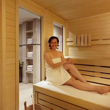 Mercure Am Messeplatz מלון 4*