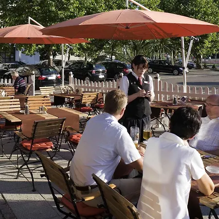 Hotel Mercure Am Messeplatz