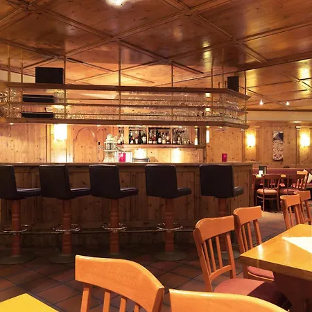 Hotel Mercure Am Messeplatz 4*