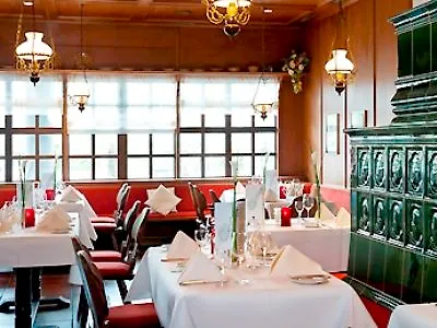 Hotel Mercure Am Messeplatz 4*