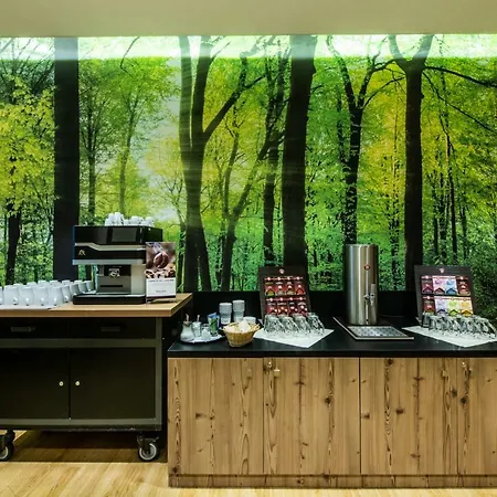 Mercure Am Messeplatz 4*