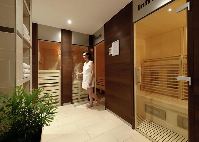 Mercure Am Messeplatz Hotel 4*